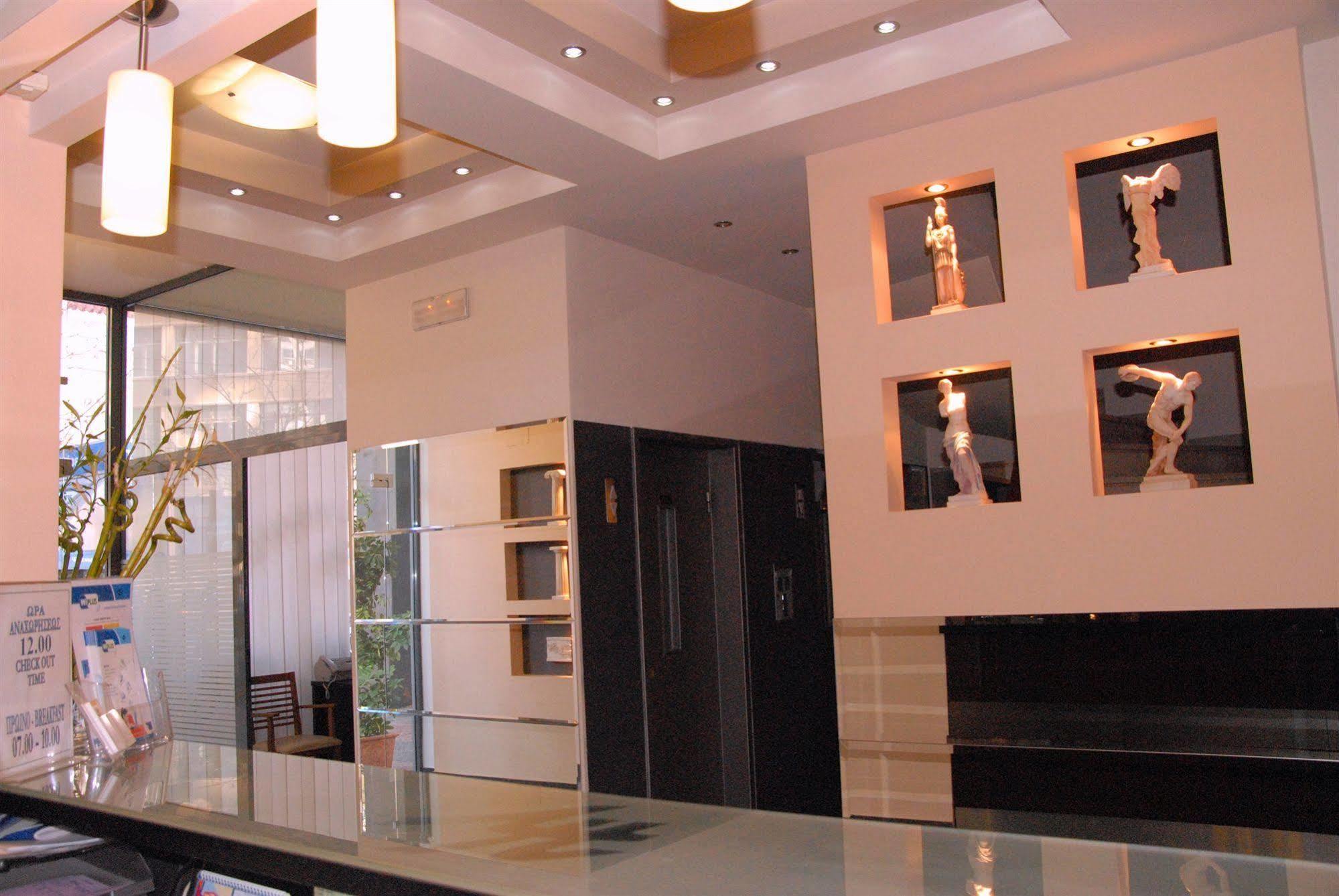 Vienna Hotel Athena Bagian luar foto